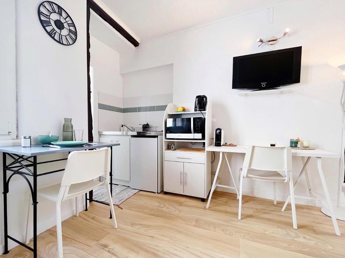 Superbe Studio Au Centre D'Orleans Apartment ภายนอก รูปภาพ